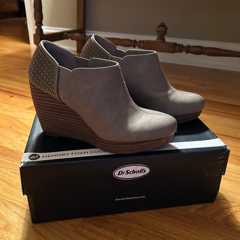 Dr. Scholl's Taupe Wedge Booties